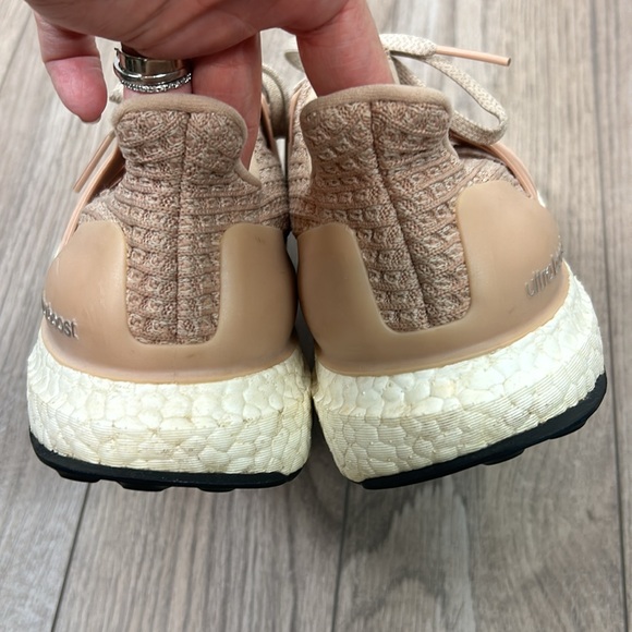 light pink adidas ultraboost - Picture 3 of 7